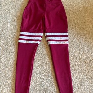 Bombshell Leggings - Berry